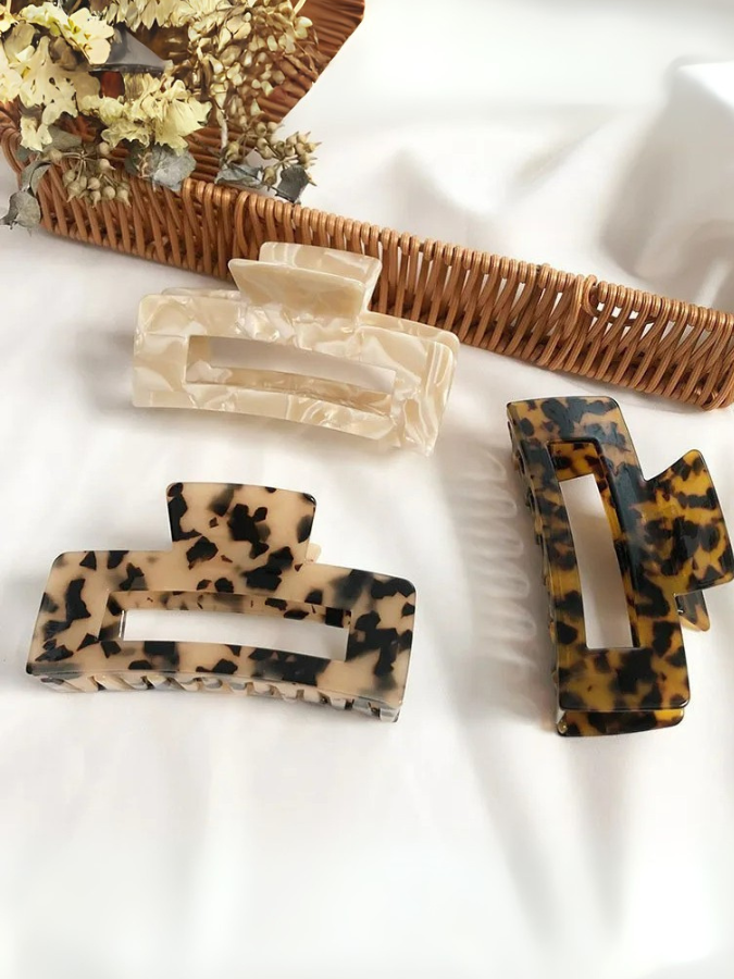 Open Shape Claw Clip